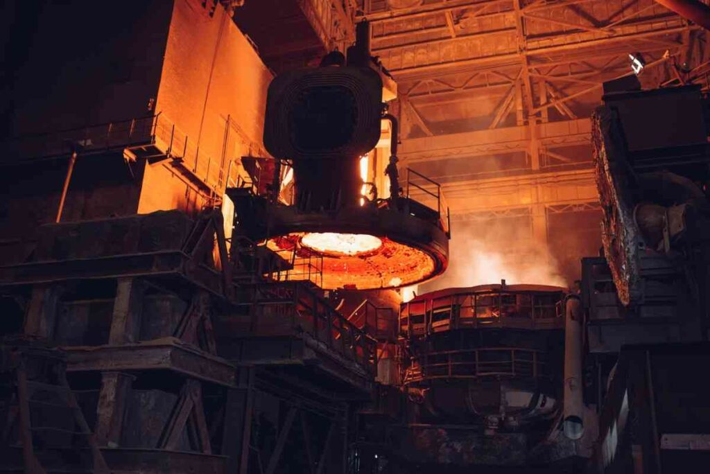 Metal casting plant